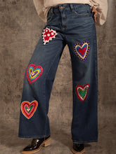 Jean corazones bordados