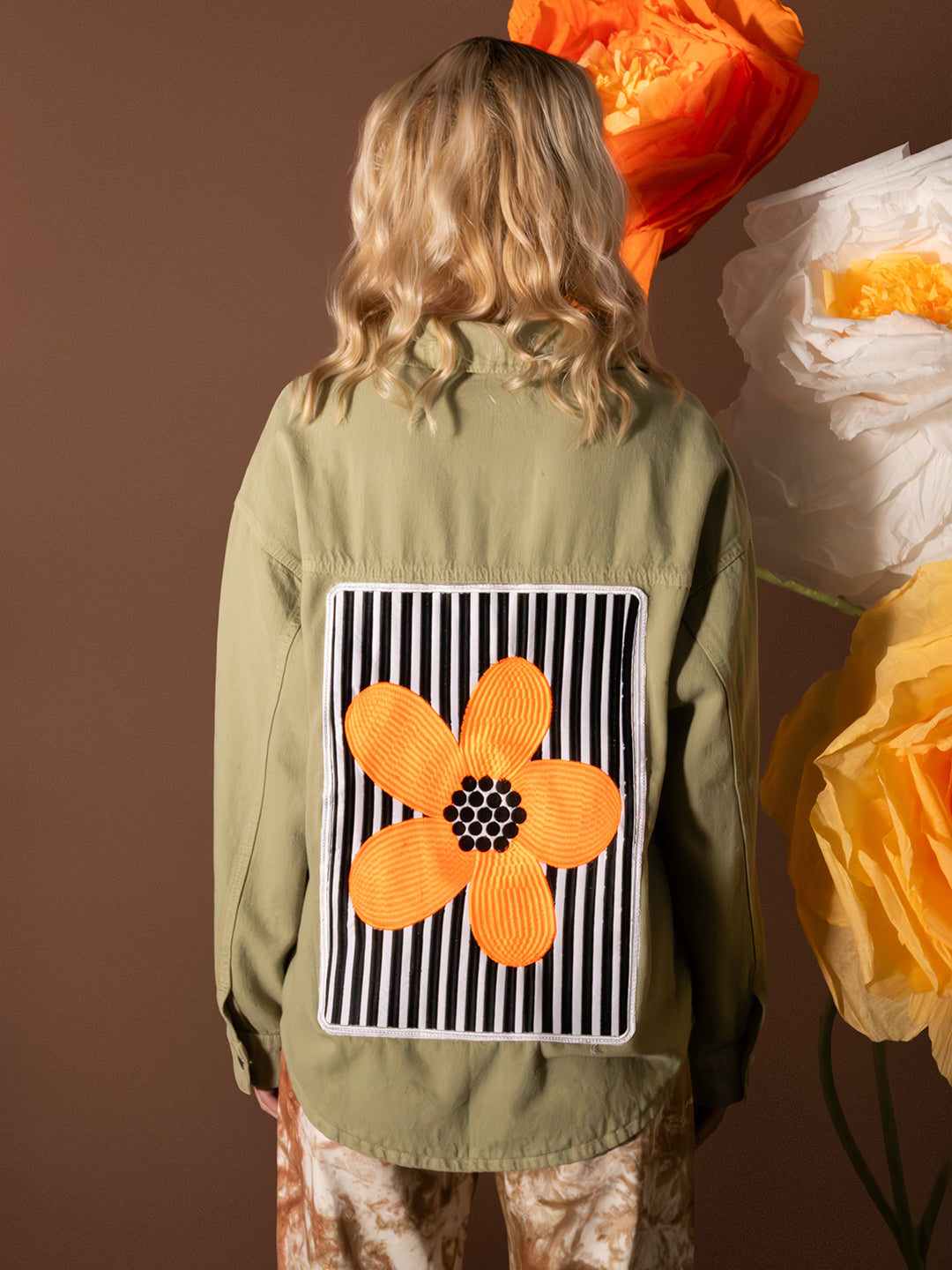 Chaqueta bordada Floral