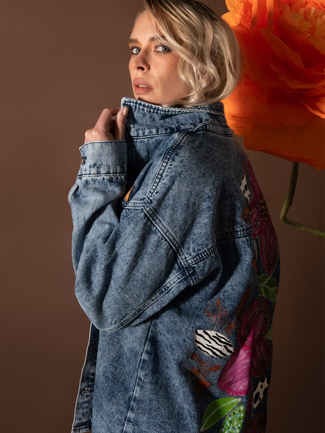 Chaqueta pintada Floral